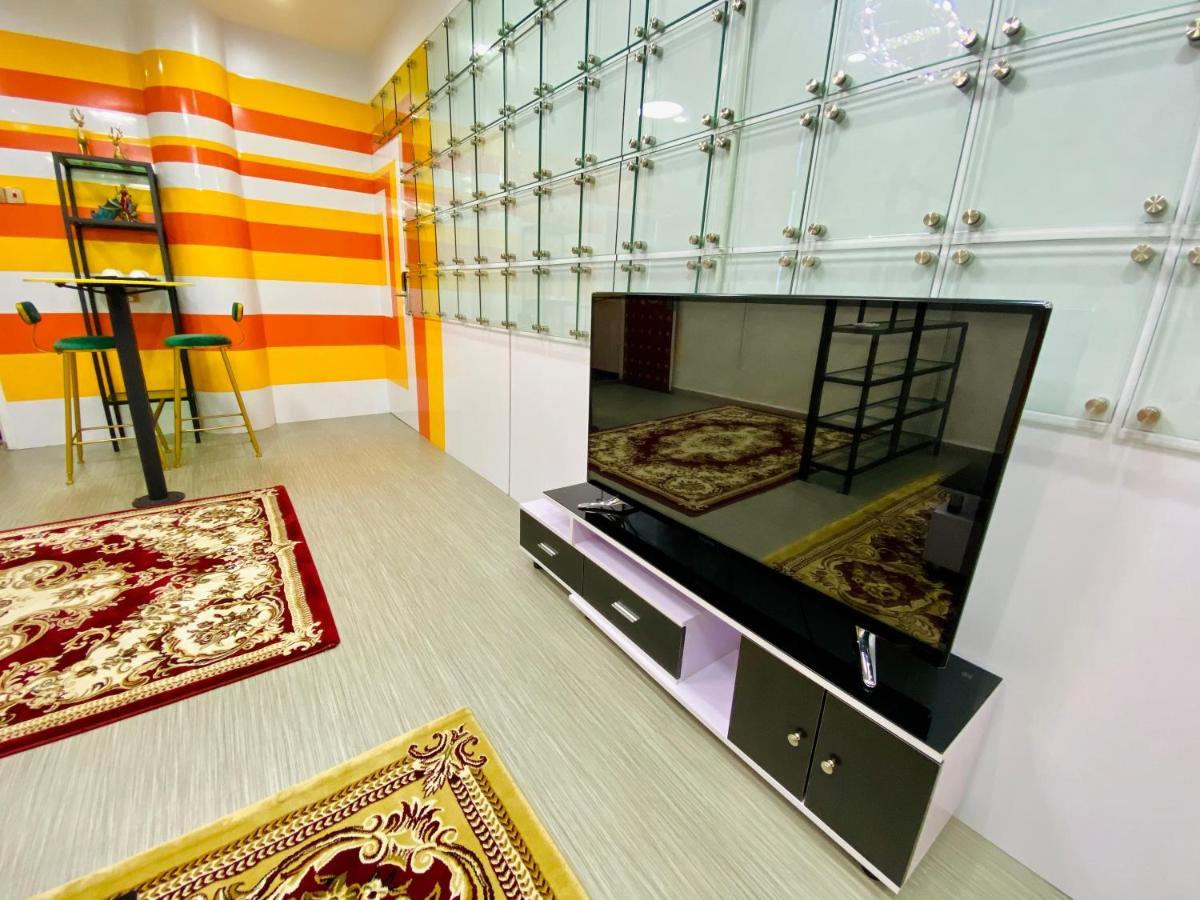 J Boutique Hotel 新张优惠 Muar Exterior photo