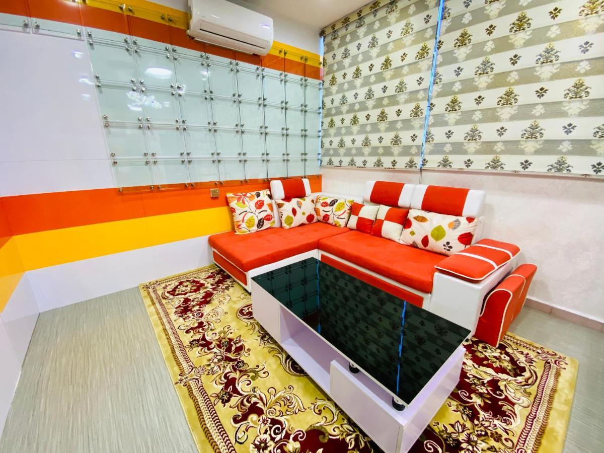 J Boutique Hotel 新张优惠 Muar Exterior photo